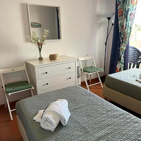 2 Bedroom In With Balcony, Pool And Wi-fi By Centralgarve Holiday home Quarteira